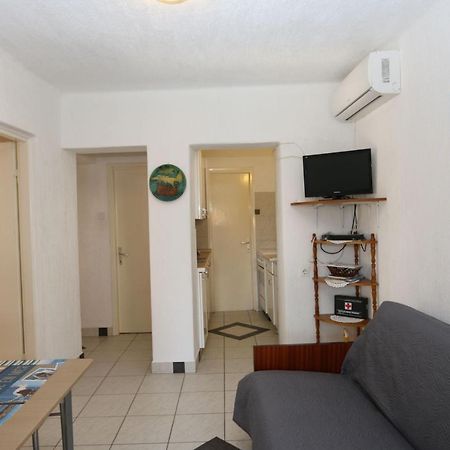 Apartments Nadenic Šilo Zewnętrze zdjęcie