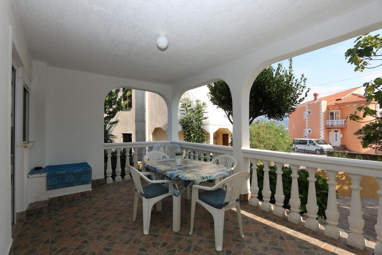 Apartments Nadenic Šilo Zewnętrze zdjęcie