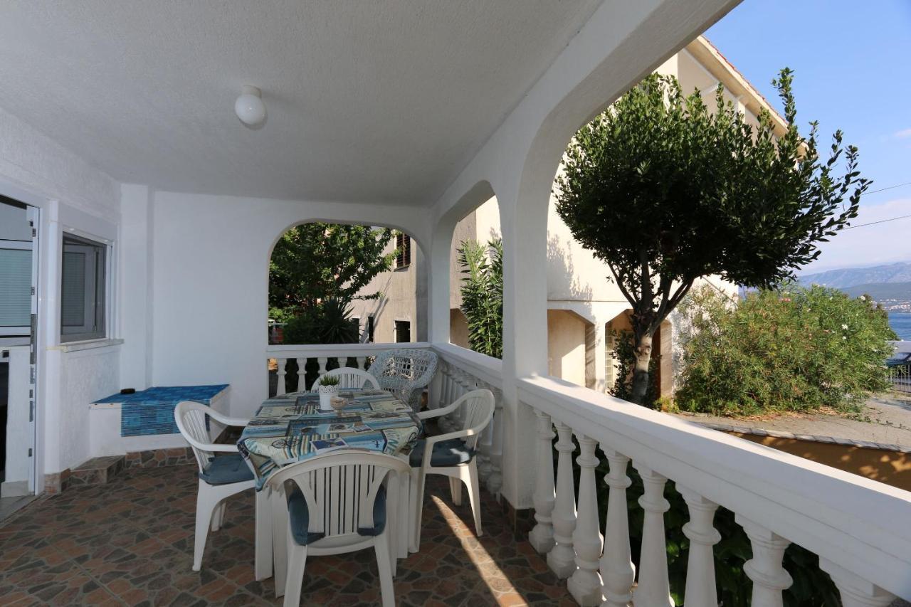 Apartments Nadenic Šilo Zewnętrze zdjęcie