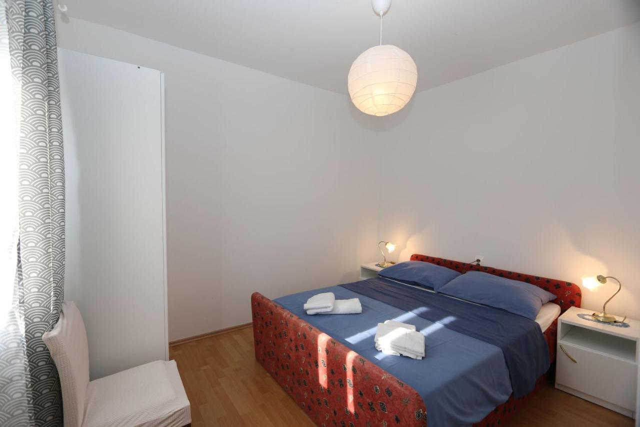 Apartments Nadenic Šilo Zewnętrze zdjęcie